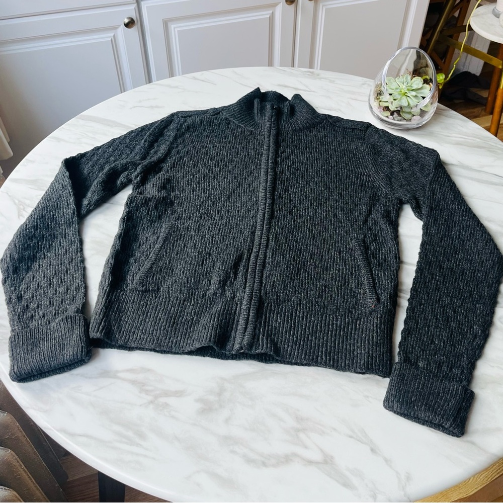 Banana Republic Charcoal Wool Textured Y2K Cardigan Size S NWT